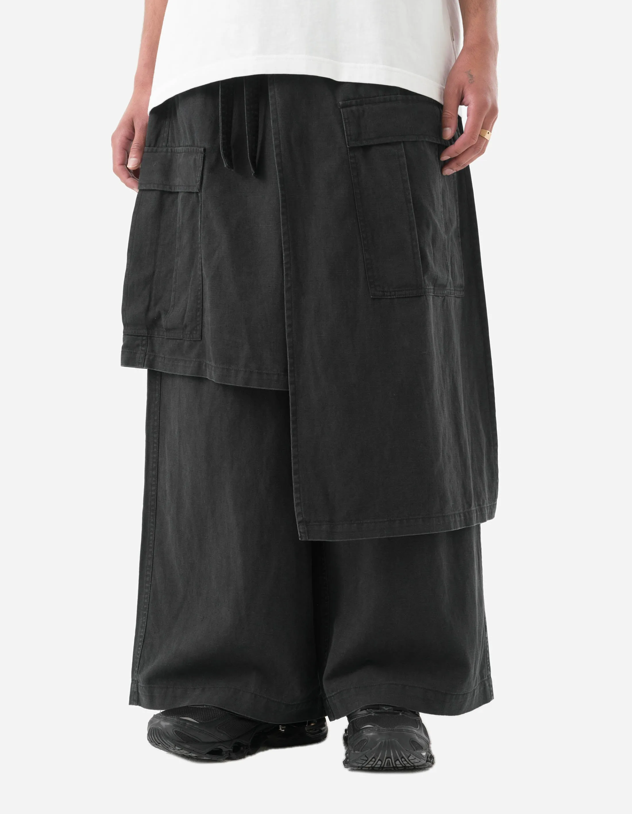 4588 Asym Cargo Hakama Pants Black