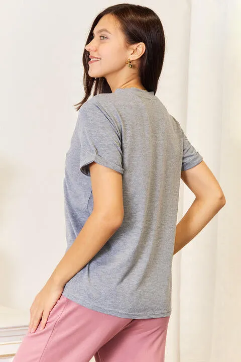 Heart Graphic Cuffed T-Shirt in Heather Grey