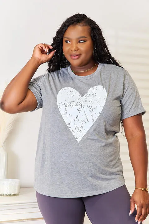 Heart Graphic Cuffed T-Shirt in Heather Grey