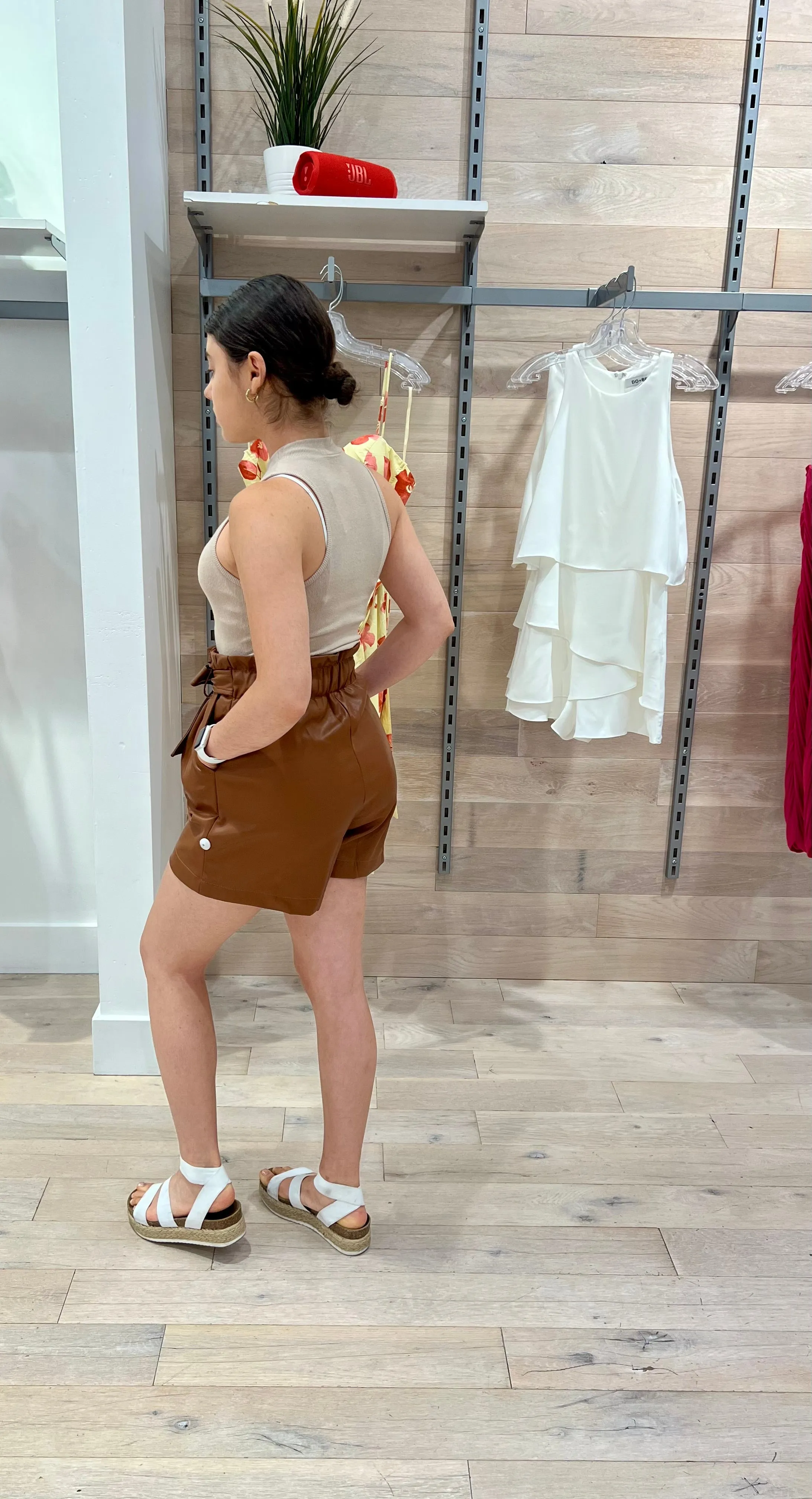 Jessie, leather short, brown